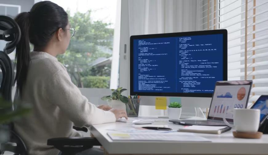 屯昌县企业数字化解决方案:机器学习赋能商业模式升级的核心路径